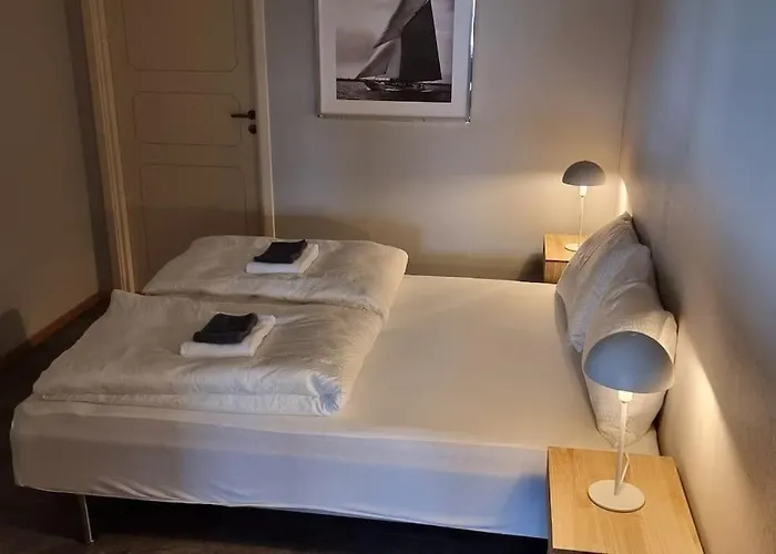 Sokkelleilighet Pa Kolnes *